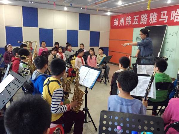 郑州纬五路小学FH至尊示范乐团大师班成功举办