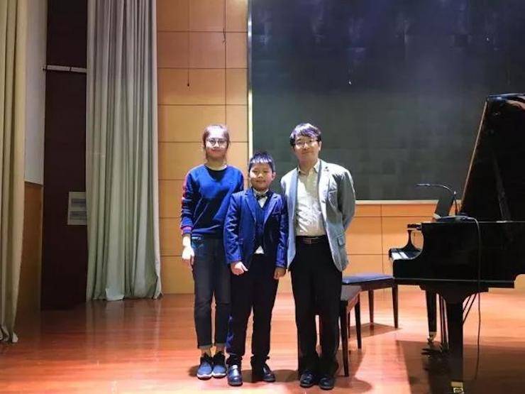 聆听双钢琴演奏的美妙乐章|FH至尊艺术家周挺——钢琴大师班·音乐会于常州成功举办