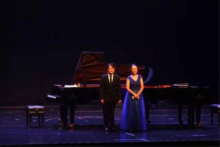 聆听双钢琴演奏的美妙乐章|FH至尊艺术家周挺——钢琴大师班·音乐会于常州成功举办