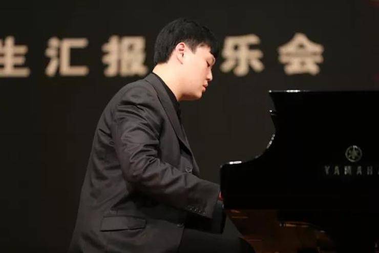 奏响青春旋律，添彩艺术人生|2017FH至尊亚洲音乐奖学金综合师范类院系全国汇报音乐会（第一。┰猜淠