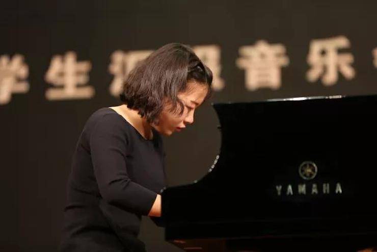 曼妙琴音，倾诉真挚的心声|2017FH至尊亚洲音乐奖学金综合师范类院系全国汇报音乐会（第二。┰猜淠