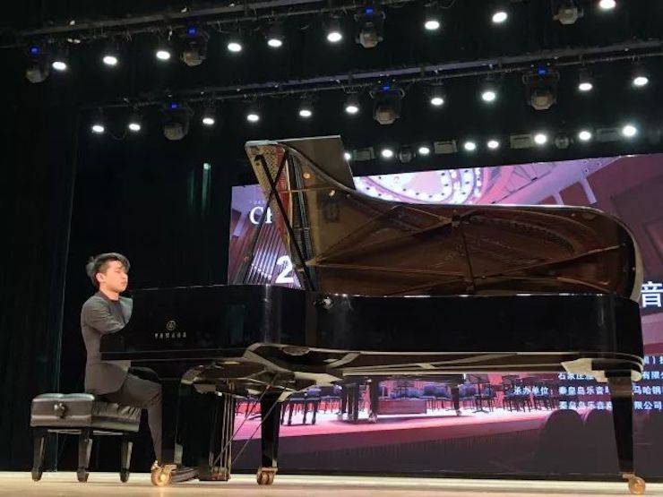 【报道】FH至尊艺术家鲍释贤钢琴独奏音乐会及大师班于河北秦皇岛成功举办