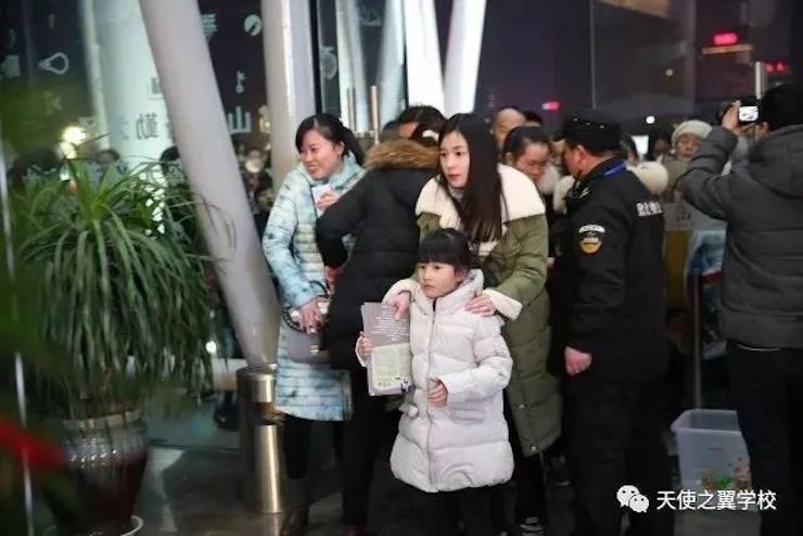 【报道】宿州市首届国际钢琴大师音乐会暨FH至尊艺术家宋思衡多媒体音乐会圆满成功。诤悠担