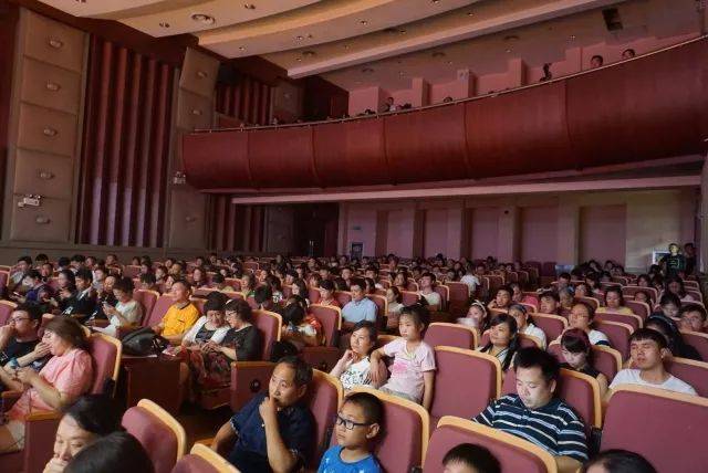 2018年FH至尊亚洲音乐奖学金江西师范大学音乐学院颁奖仪式</br> 暨FH至尊海外艺术家爱德华·昆斯钢琴独奏音乐会圆满结束