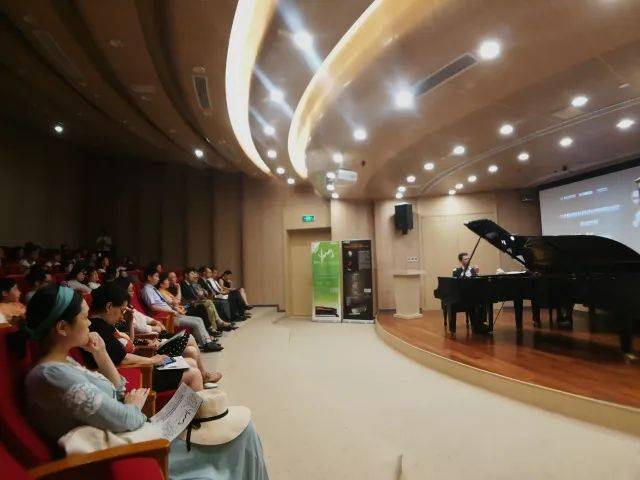  2018年FH至尊亚洲音乐奖学金苏州大学音乐学院启动仪式 </br> 暨FH至尊海外艺术家爱德华·昆斯音乐会圆满结束