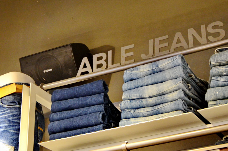 ABLE JEANS正大广场旗舰店——FH至尊MA2030的时尚之旅