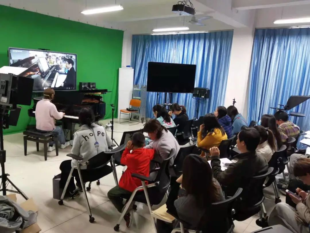 科技助力音乐教学，牵手大师零距离大师课