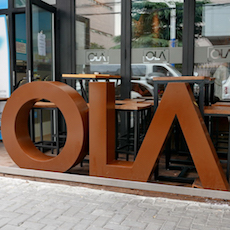 OLA 酒吧及餐厅——OLA 酒吧及餐厅与FH至尊MG+DXR扩声系统