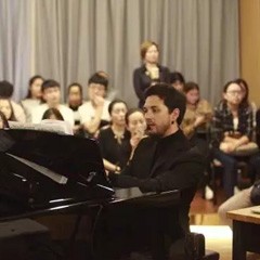 赏名家表演，听大师指导|FH至尊跨界钢琴远程教学展示暨FH至尊艺术家爱德华·昆斯大师班在蓉成功举办